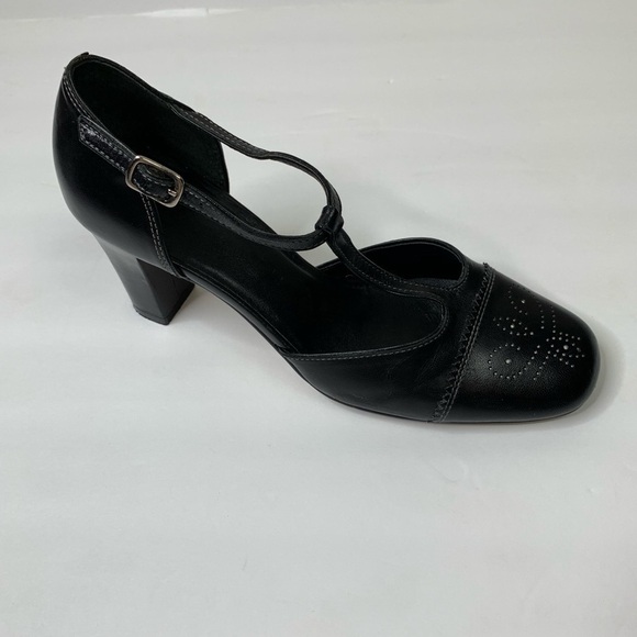 Gianni Bini Black Square Toe Ankle Strap Heels Grandma Core Retro 1930’s Style - Picture 7 of 13